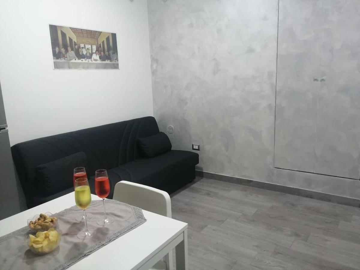 Napoli Pop Chiaia Apartamento Exterior foto