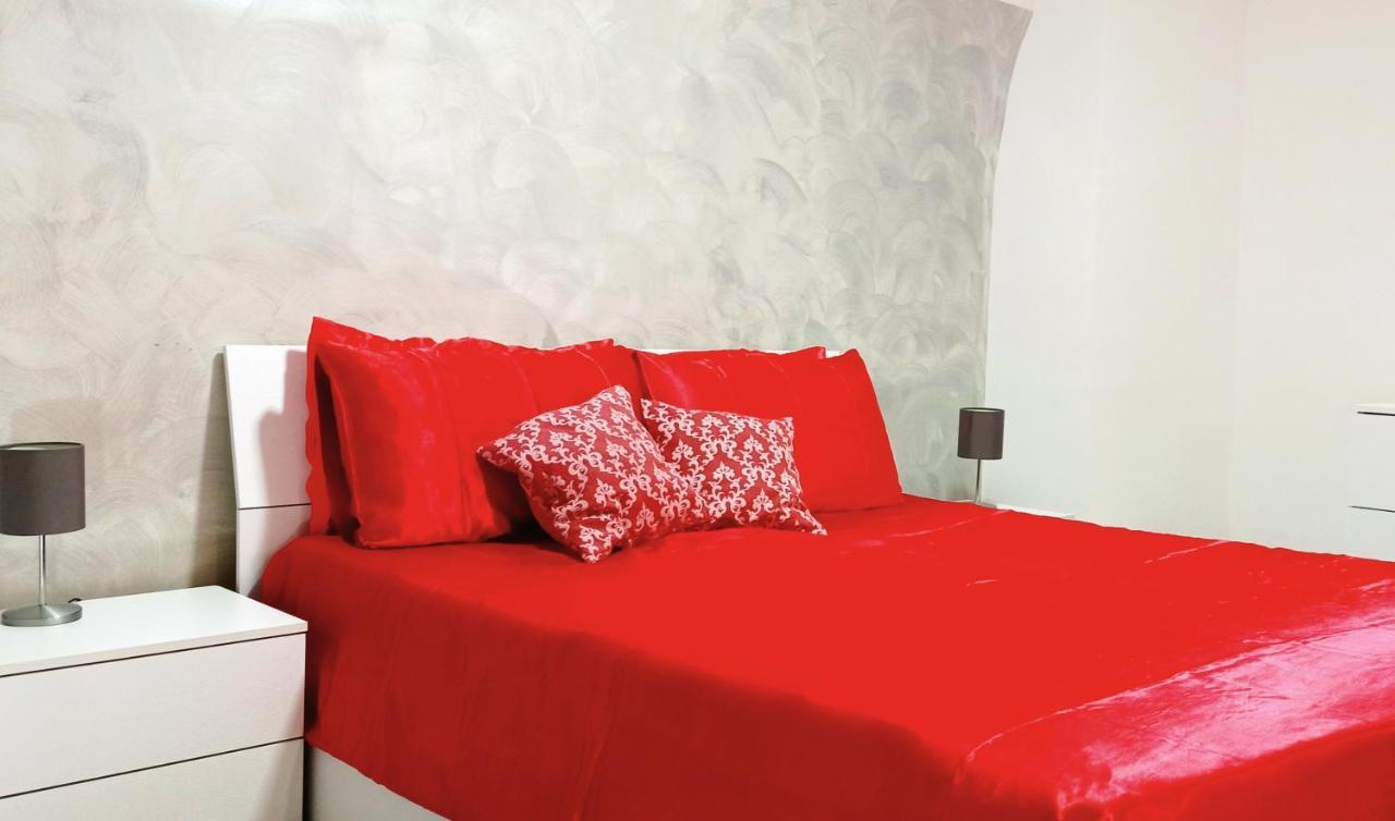 Napoli Pop Chiaia Apartamento Exterior foto